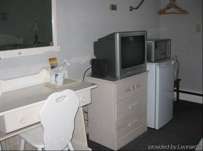 Pinecone Motel Sussex Ngoại thất bức ảnh